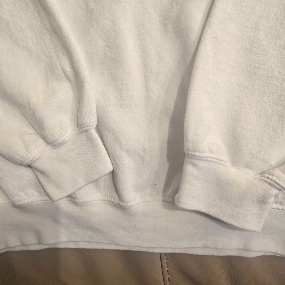 Women's 'Taylor's Version' Taylor Swift White Crewneck Sweater Size Medium - Picture 4 of 6